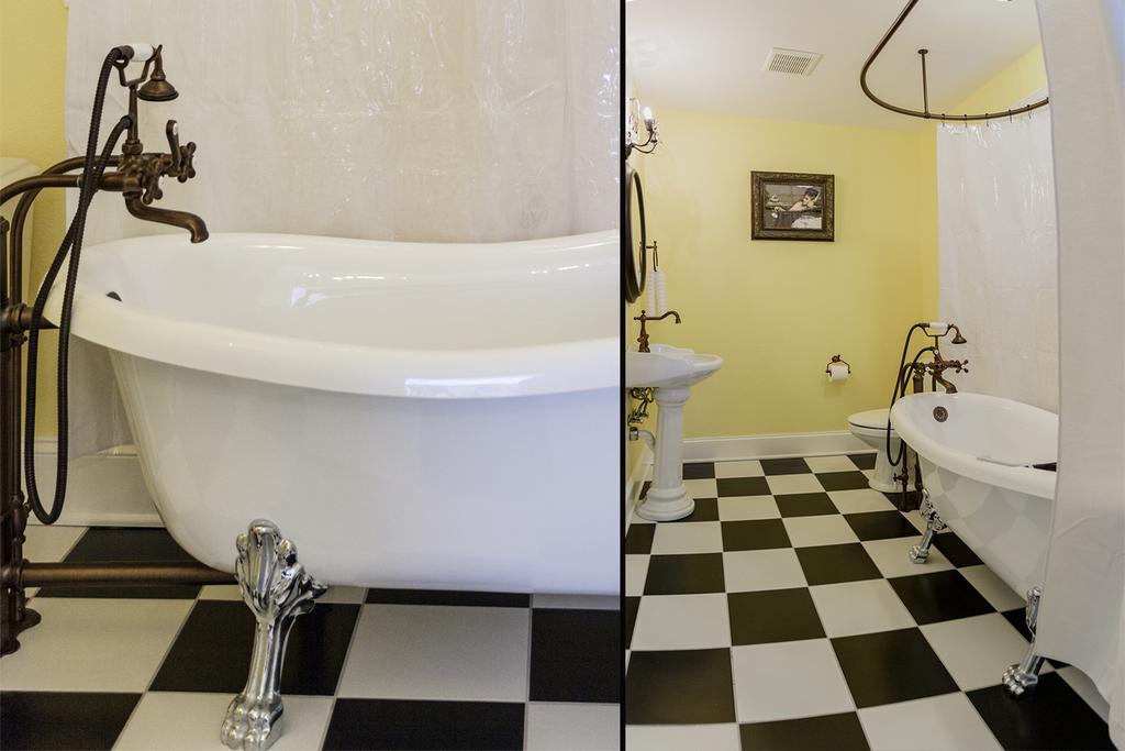 Red Velvet Inn Navasota Room photo