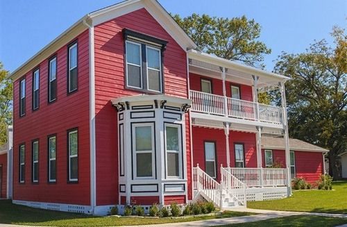 Red Velvet Inn Navasota Exterior photo